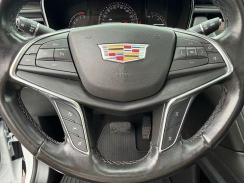 Used 2019 Cadillac XT5 Luxury AWD/4WD image 18