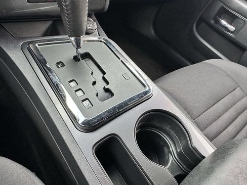 Used 2013 Dodge Challenger SXT image 15