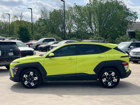 Used 2024 Hyundai Kona SEL w/ Convenience Package image 6