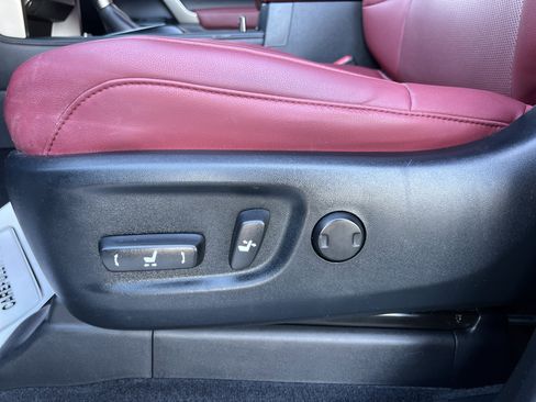 Used 2021 Lexus GX 460 Premium w/ Premium Package image 12