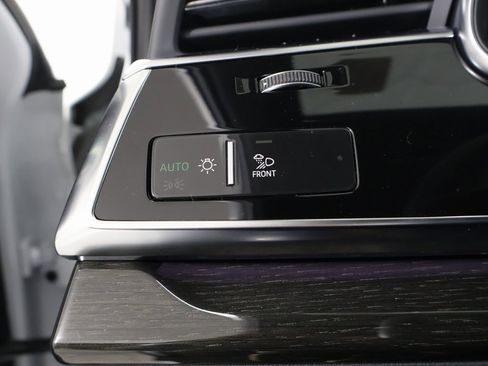 Used 2025 Audi Q7 3.0T Premium Plus w/ Premium Plus Package image 30