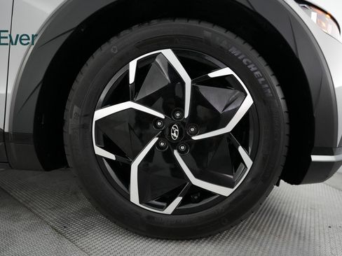 Used 2024 Hyundai Ioniq 5 SEL image 18