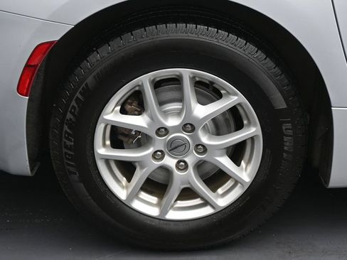 Used 2022 Chrysler Voyager LX FWD image 34