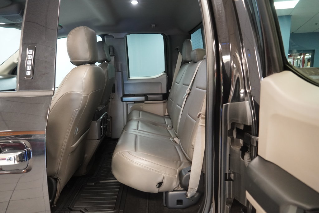 Used 2019 Ford F150 XLT w/ Equipment Group 302A Luxury AWD/4WD image 27