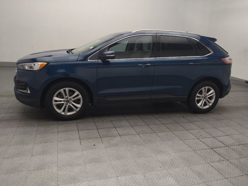 Used 2020 Ford Edge SEL w/ Convenience Package FWD image 2