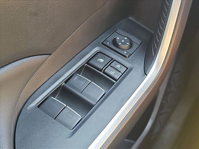 Used 2025 Toyota RAV4 XLE w/ Convenience Package FWD image 23