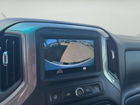 Used 2023 Chevrolet Silverado 2500 Custom AWD/4WD image 24