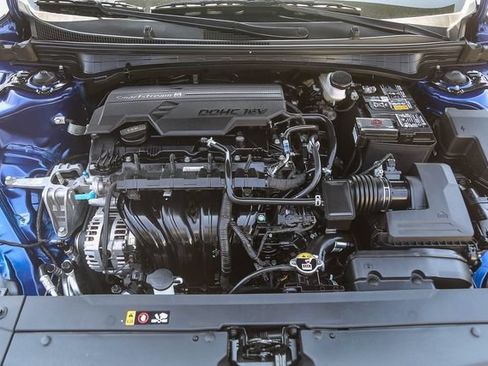 Certified 2025 Kia K4 FWD image 28