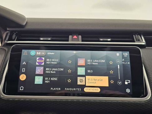 Used 2022 Land Rover Range Rover Velar S image 28