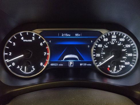 Used 2024 Nissan Sentra SV FWD image 23