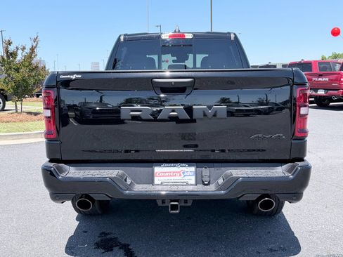 New 2026 RAM 1500 Express AWD/4WD image 8