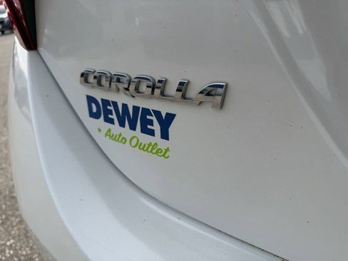 Used 2018 Toyota Corolla XSE w/ Carpet Mat Package (TMS) image 5