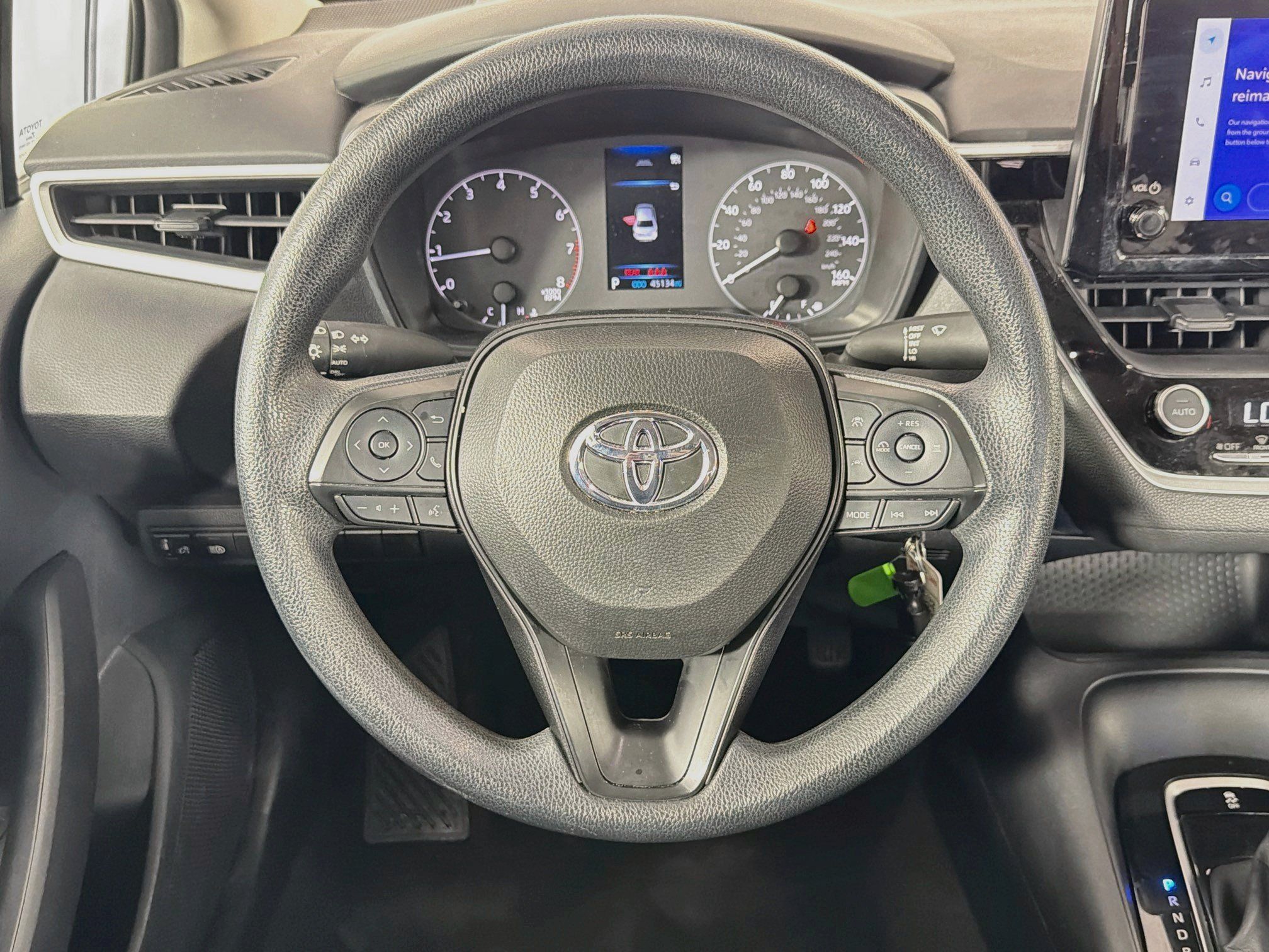 Used 2025 Toyota Corolla LE FWD image 17