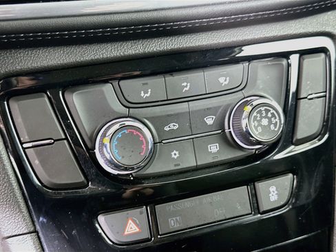 Used 2019 Buick Encore Preferred FWD image 23