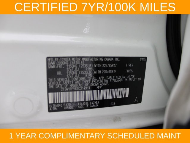 Used 2025 Toyota RAV4 XLE FWD image 26