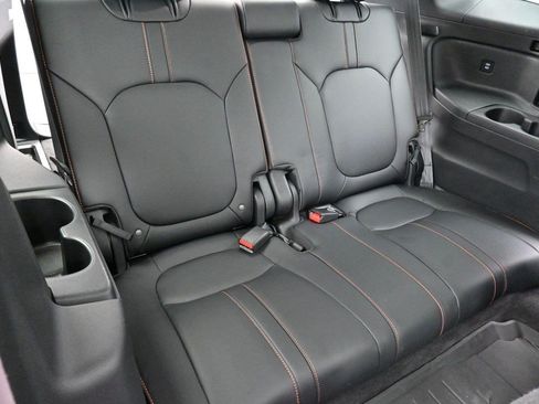 Used 2024 Honda Pilot TrailSport image 40