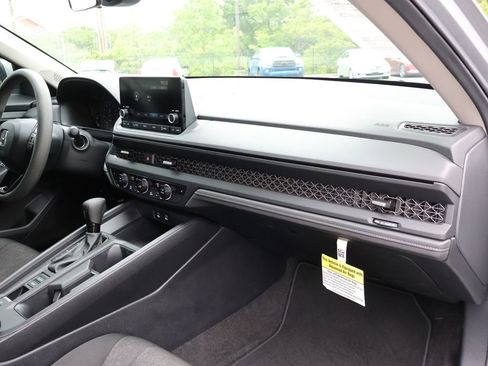 Certified 2024 Honda Accord EX image 9