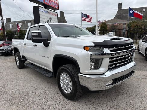 Used 2020 Chevrolet Silverado 2500 LTZ w/ LTZ Plus Package image 4