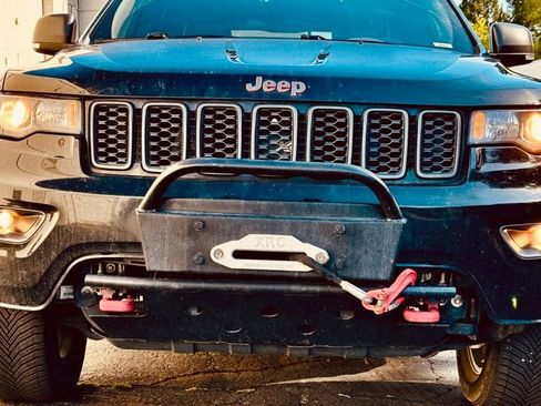 Used 2018 Jeep Grand Cherokee Trailhawk image 7