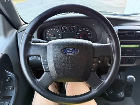 Used 2009 Ford Ranger XLT image 18