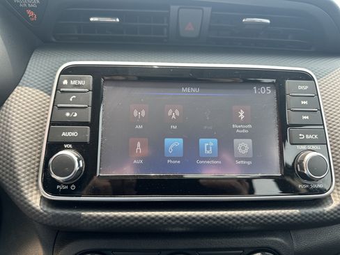 Used 2025 Nissan Kicks Play S FWD image 15