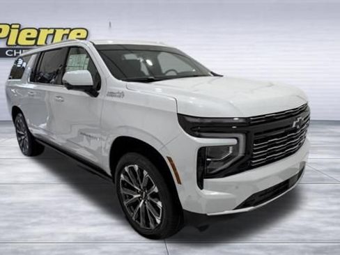 New 2026 Chevrolet Suburban High Country image 9