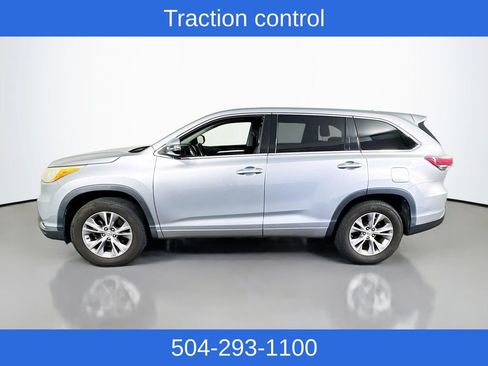 Used 2014 Toyota Highlander Plus image 8
