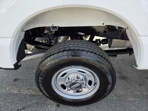 Used 2024 Ford F250 XL w/ XL Chrome Package image 14