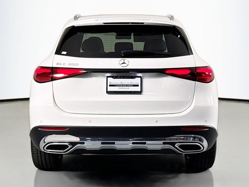 New 2026 Mercedes-Benz GLC 300 image 3