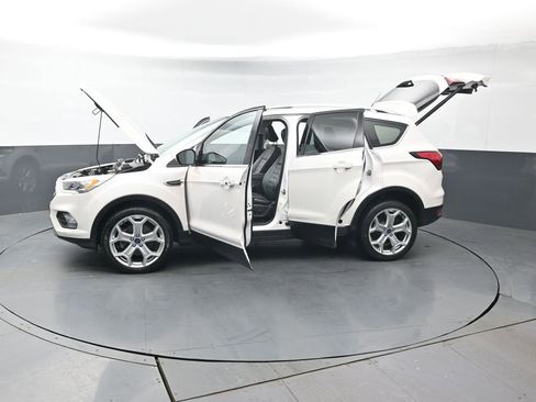 Used 2019 Ford Escape Titanium image 50