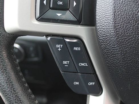 Used 2015 Ford F150 Lariat w/ Equipment Group 502A Luxury image 29