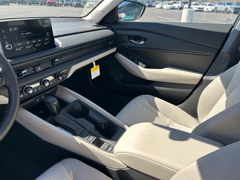 New 2026 Honda Accord SE image 11
