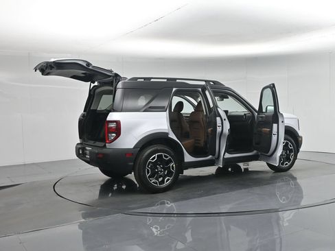New 2026 Ford Bronco Sport Outer Banks AWD/4WD image 5