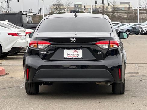Certified 2025 Toyota Corolla LE image 6