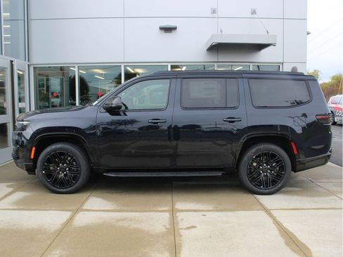 New 2025 Jeep Wagoneer Series II w/ Premium Group I image 6