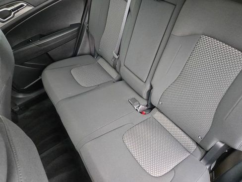 New 2026 Kia Sportage LX FWD image 18