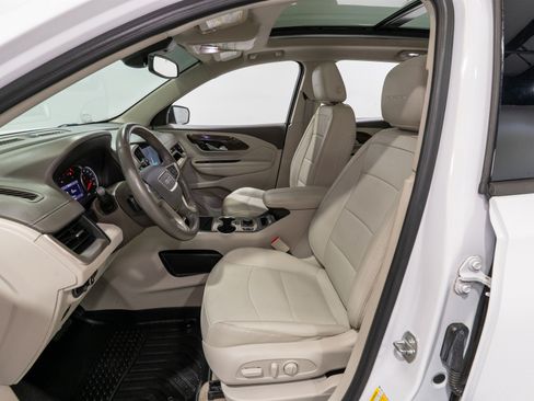 Used 2020 GMC Terrain Denali w/ Denali Premium Package AWD/4WD image 16