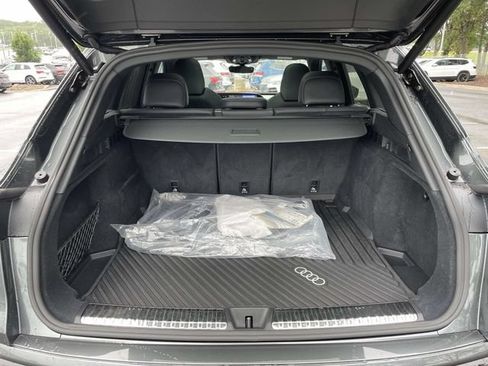 Certified 2025 Audi SQ5 Premium Plus AWD/4WD image 10