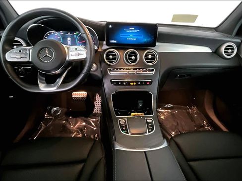 Used 2023 Mercedes-Benz GLC 300 4MATIC Coupe image 16