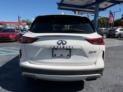 Used 2019 INFINITI QX50 Essential w/ Premium Heat Package image 7