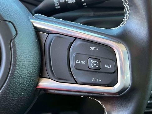 Used 2022 Jeep Wrangler Unlimited Sahara 4xe image 20