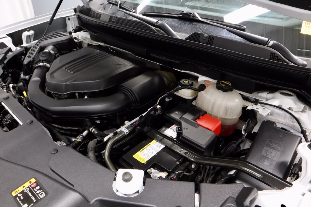Used 2024 GMC Acadia Denali w/ LPO, Floor Liner Package FWD image 17