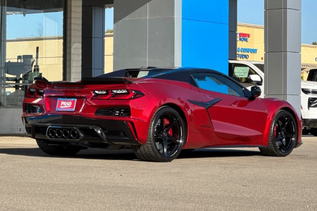 New 2027 Chevrolet Corvette Z06 RWD image 6
