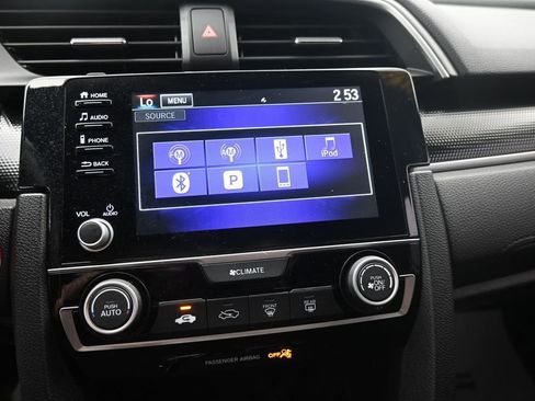 Used 2019 Honda Civic Sport image 19
