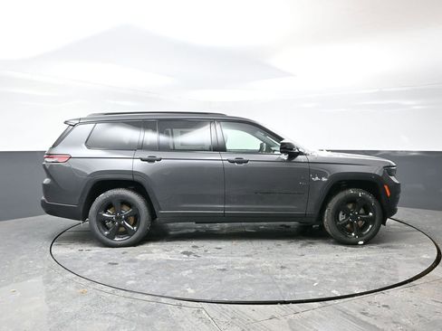 New 2025 Jeep Grand Cherokee L Limited image 2