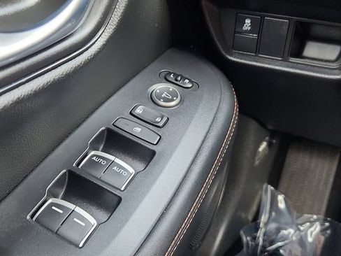 Used 2024 Honda HR-V Sport image 32