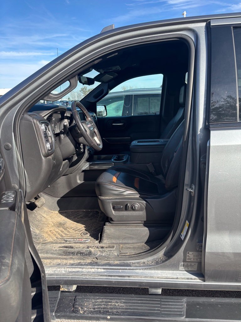 Used 2020 GMC Sierra 1500 AT4 w/ AT4 Premium Package AWD/4WD image 6