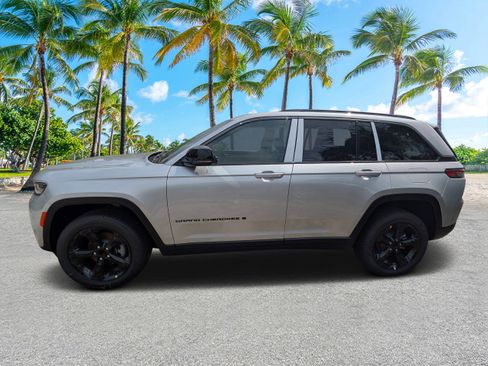 New 2026 Jeep Grand Cherokee Limited w/ Limited Altitude Package RWD image 6