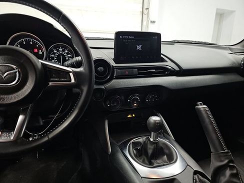 Used 2023 MAZDA MX-5 Miata Sport RWD image 7