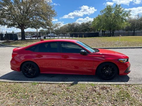 Used 2023 Honda Civic Sport image 6